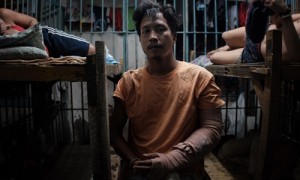 Francisco Santiago, 21 tuổi, tại buồng giam.