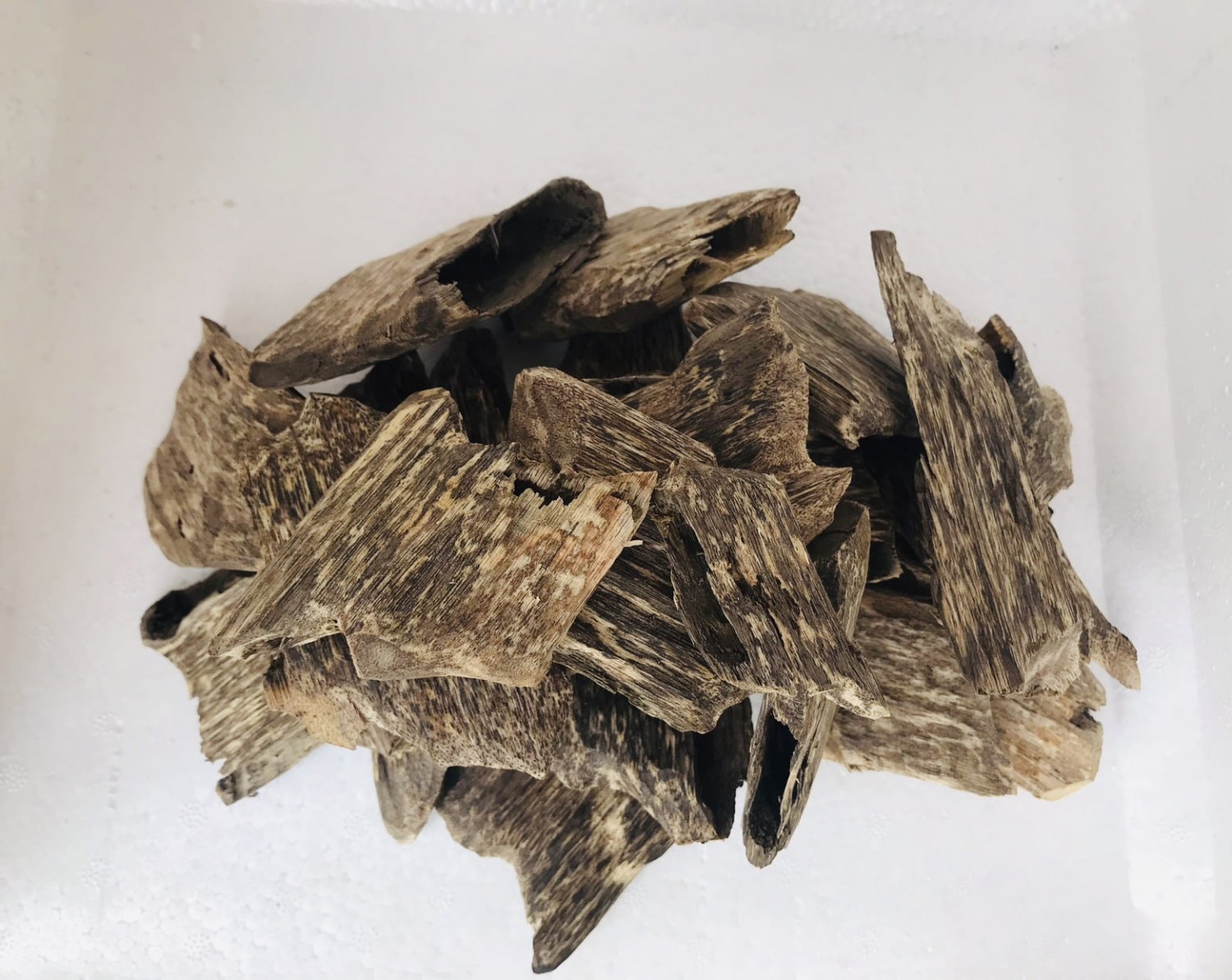 trầm hương