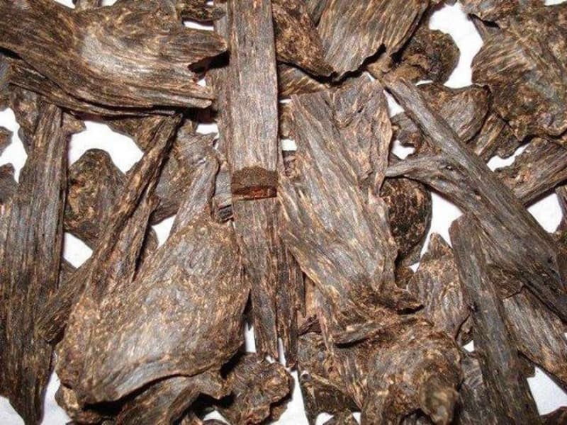 trầm hương nguyên chất